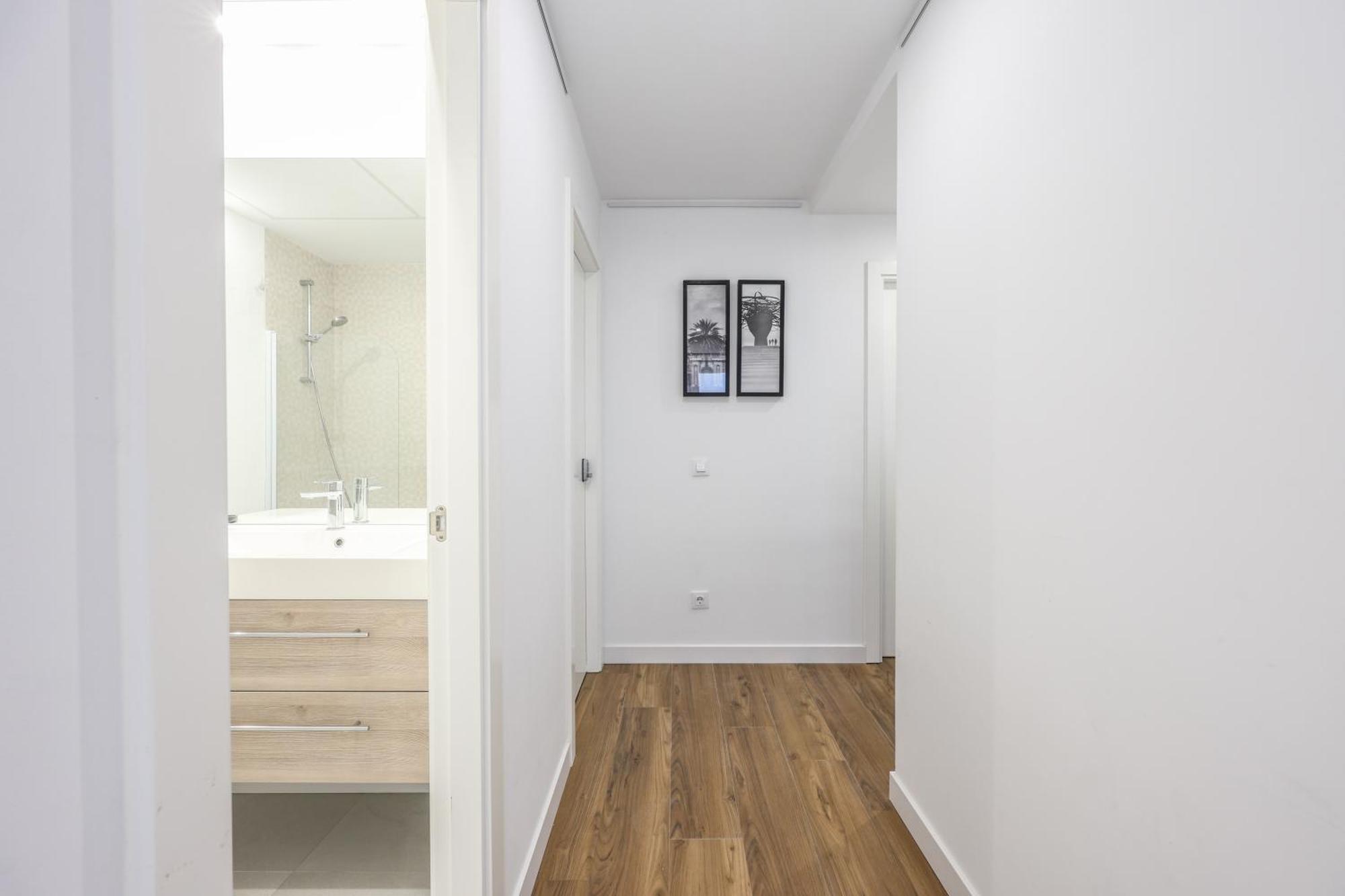 Be Coliving Madrid Centro Hotel Buitenkant foto