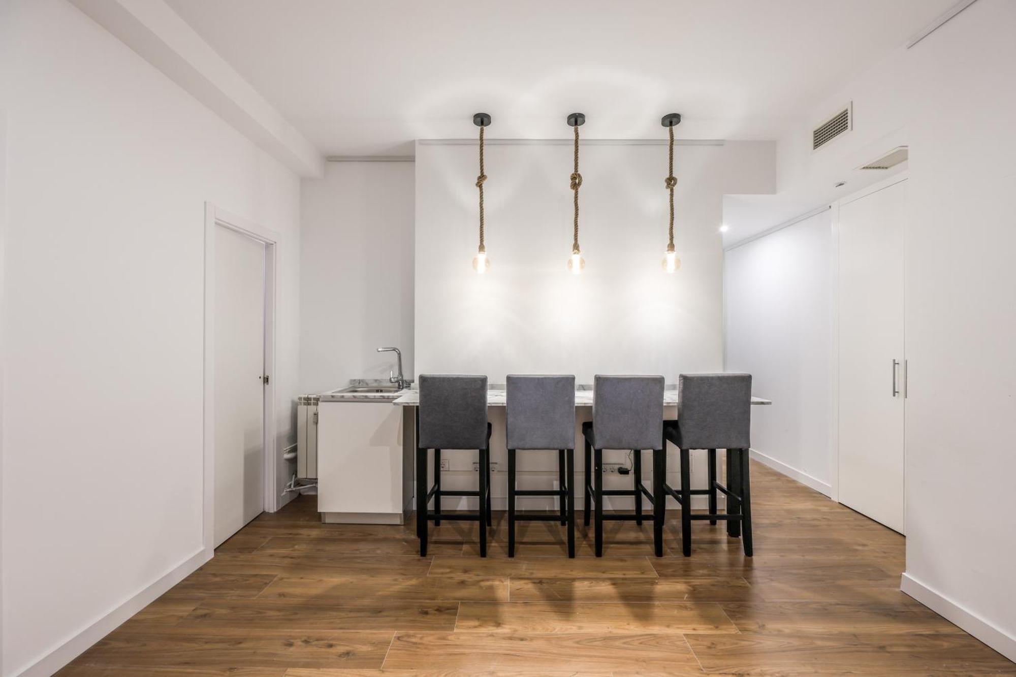 Be Coliving Madrid Centro Hotel Buitenkant foto