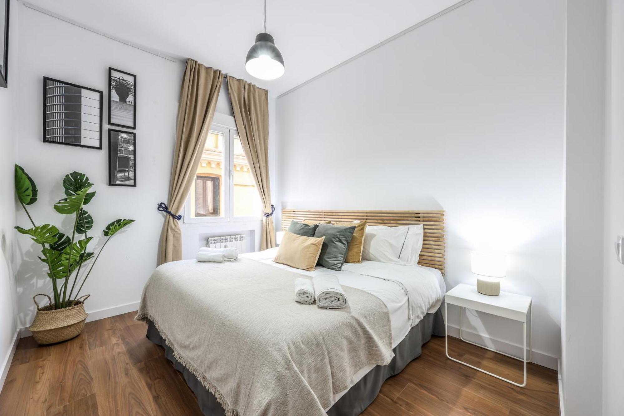 Be Coliving Madrid Centro Hotel Buitenkant foto