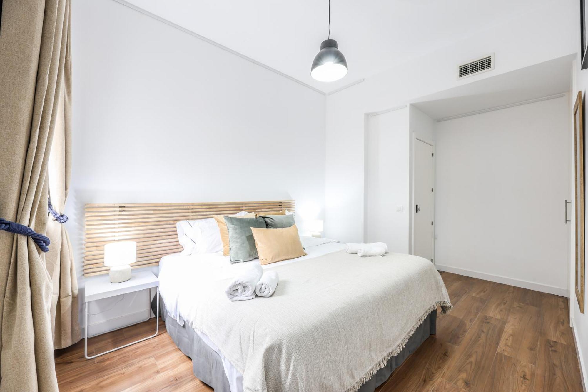 Be Coliving Madrid Centro Hotel Buitenkant foto